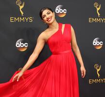 एक बार फिर एमी अवॉर्ड शो में शिरकत करेंगी प्रियंका चोपड़ा