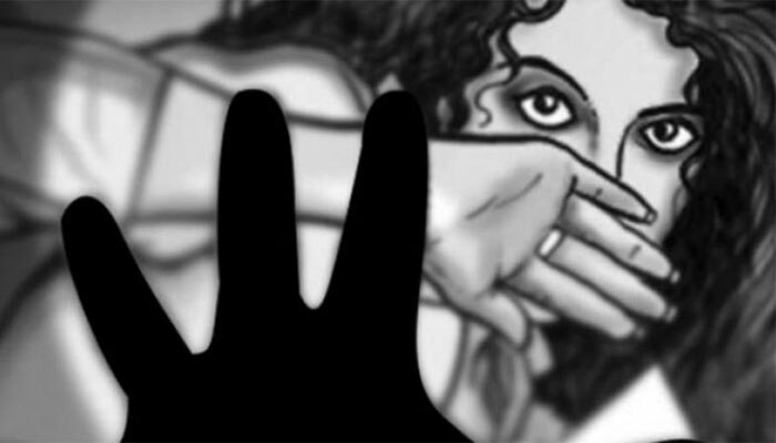 Mumbai: Molesting of a four year old girl in school, 59 year old lady staff arrested मुंबई के स्कूल में चार साल की बच्ची से छेड़छाड़, 59 साल की महिला केयरटेकर गिरफ्तार