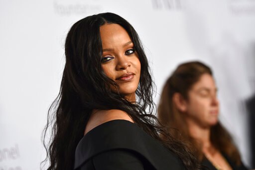 Rihanna is now billionaire Forbes Magazine claimed ਕਿਸਾਨਾਂ ਦੇ ਹੱਕ 'ਚ ਡਟਣ ਵਾਲੀ ਪੌਪ ਸਟਾਰ ਰਿਹਾਨਾ ਅਰਬਪਤੀਆਂ ਦੀ ਲਿਸਟ ’ਚ ਸ਼ਾਮਲ, ਜਾਣੋ ਕੁੱਲ ਪ੍ਰਾਪਰਟੀ