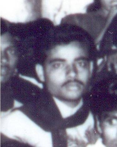 पारिवारिक विवाह समारोह में नरेंद्र मोदी.