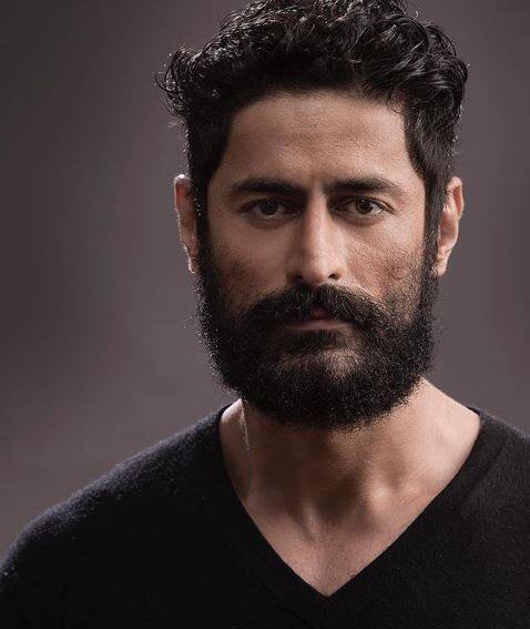 सोशल मीडिया पर मोहित के दाढ़ी वाले नए लुक की खूब चर्चा हो रही है. माना जा रहा है कि इस नए लुक के साथ ही मोहित रैना की छोटे परदे पर वापसी हो सकती है. तस्वीर: इंस्टाग्राम