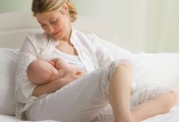 World Breastfeeding Week: Know If Mothers Can Breastfeed After Testing Covid Positive