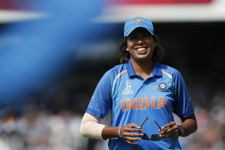 Biopic On Jhulan Goswami Announced Read Full Details Here धोनी, सचिन के बाद अब पर्दे पर झूलन की कहानी