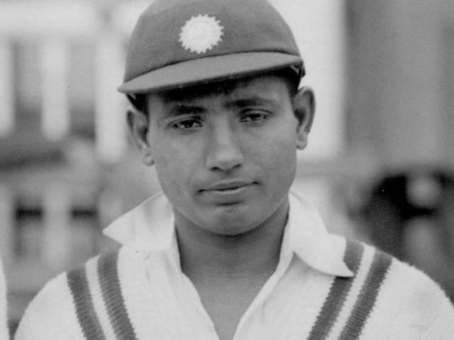 साल 1991 में लाला अमरनाथ को भी पद्म भूषण के सम्मान से नवाज़ा गया. अमरनाथ ने अपने करियर में 24 टेस्ट मैच खेले और 878 रन बनाए. इसमें उन्होंने 1 शतक भी लगाया. वहीं अपने फर्स्ट क्लास करियर में उन्होंने 186 मैचों में 10426 रन बनाए, जिसमें 31 शतक और 39 अर्धशतक शामिल हैं.