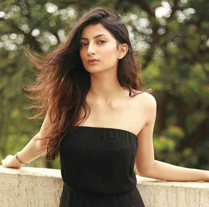 बता दें कि पलत तिवारी 16 साल की हो चुकी हैं और जल्द ही एक्टिंग में डेब्यू करने जा रही हैं.