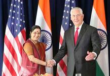 सुषमा ने अमेरिकी विदेश मंत्री के साथ बातचीत में आतंकवाद, एच1बी वीज़ा का मुद्दा उठाया