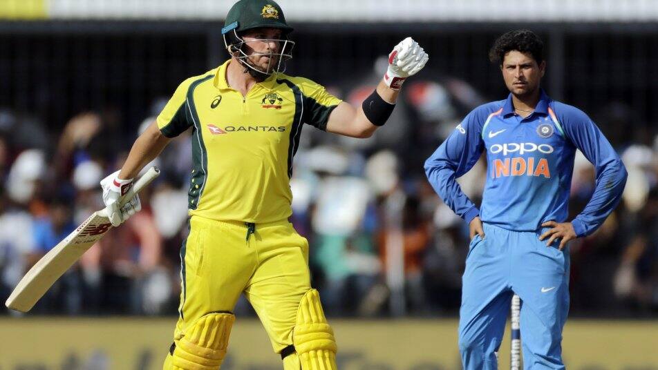 India Restrict Australia To 293 6 After Finch S 124 INDvsAUS: भारत को ऑस्ट्रेलिया से कड़ी चुनौती, मिला 294 रनों का लक्ष्य