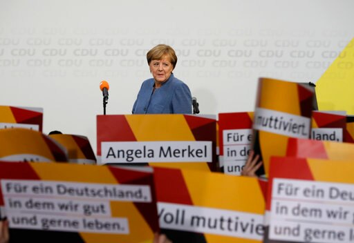 Germany Angela Merkel Wins 4th Term But Nationalists Surge In German Vote जर्मनी: मर्केल की पार्टी को मिला चौथा कार्यकाल, इस्लाम और इमिग्रेशन विरोधी पार्टी की संसद में एंट्री