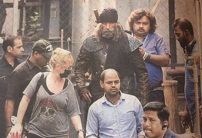 Thugs Of Hindostans Amitabh Bachchan Look Viral On Social Media ‘ठग्स ऑफ हिंदोस्तान’ में ऐसे दिखेंगे अमिताभ, आमिर के बाद बिग बी का लुक भी हुआ वायरल