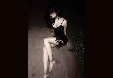 32 की हुई मौनी, इंस्टा पर फोटो पोस्ट कर लिखा- मेरी तस्वीर खींचो, आज मैं सुंदर लग रही हूं! 32 की हुई मौनी, इंस्टा पर फोटो पोस्ट कर लिखा- मेरी तस्वीर खींचो, आज मैं सुंदर लग रही हूं!