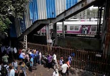 एलफिनस्टोन भगदड़: बंबई हाई कोर्ट की नाराजगी, कहा- गरिमापूर्ण तरीके से सौंपे जाने चाहिए लाश