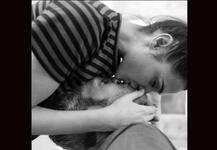 \'Wonder Woman\' के फैंस उन्हें \'Bisexual\' बनाने की लिए साइन कर रहे हैं Online Petition