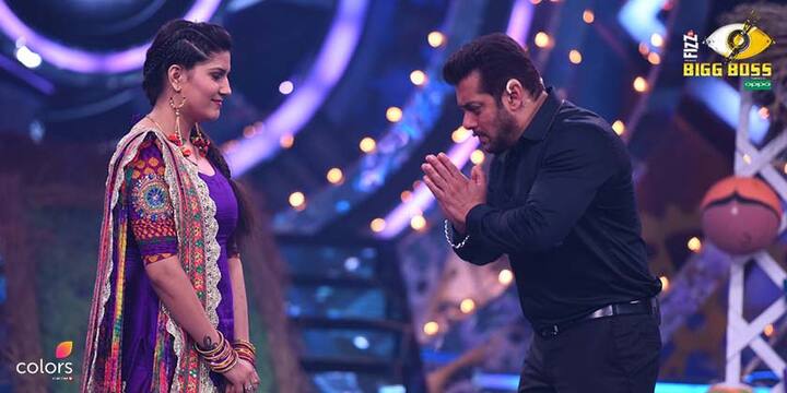 सपना चौधरी पिछले साल तब सुर्खियों में आई थी, जब उन्होंने खुदकुशी करने की कोशिश की थी.