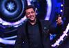 Bigg Boss 11: सलमान खान ने अपने खास अदांज में शाहरुख और अक्षय पर ली चुटकी, देखें वीडियो