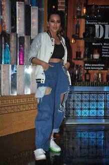 Cool बनकर \'लिप सिंक बैटल\' में पहुंचीं सोनाक्षी सिन्हा