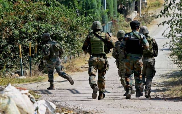 श्रीनगर: BSF कैंप पर हमला करने वाले तीनों आतंकी ढेर, BSF के ASI बी.के यादव शहीद