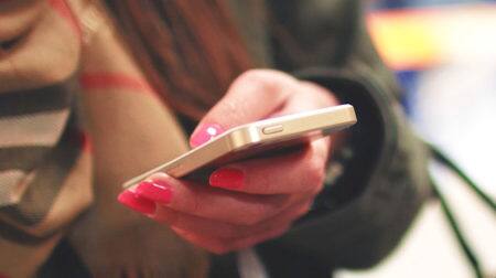 गालीगलौच और अपमानित किये जाने के मामले सबसे आम हैं. इंटरनेट पर सर्फ करने वाले करीब 63 फीसदी लोगों को इस तरह की स्थिति का सामना करना पड़ता है.