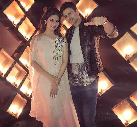 बता दें कि साल 2016 में दिव्यांका और विवेक की शादी हुई थी. हाल ही में टीवी का यह स्टार कपल शादी की पहली सालगिरह मनाने यूरोप भी पहुंचा था.