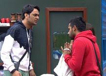 Bigg Boss 11: मारपीट के लेवल तक पहुंचा \'अंगूरी भाबी\' और विकास गुप्ता का झगड़ा