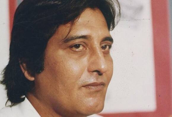 विनोद खन्ना ने 1968 में सुनील दत्त की फिल्म ‘मन का मीत’ से विलन के रूप में बॉलीवुड में एंट्री की थी और फिर बाद में रोमांटिक हीरो के किरदार में फेमस हो गए.
