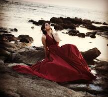 इस अभिनेत्री को नहीं है छोटे पर्दे पर भी बिकिनी पहनने में कोई गुरेज