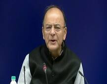 GST काउंसिल ने दी खुशखबरीः इन चीजों पर घटा टैक्स, ये सामान हुए सस्ते