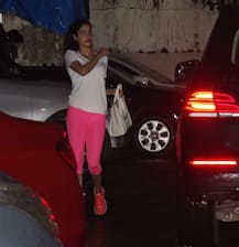 जिम करने पहुंचीं श्रीदेवी की बड़ी बेटी जाह्नवी हुईं कैमरे में कैद