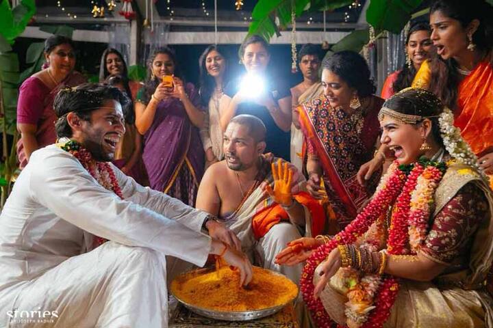शादी के लिए सामन्था ने चैतन्य की दादी डी. राजेश्वरीद्वारा दी गई साड़ी पहनी थी.
