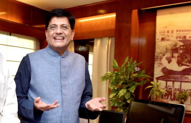 बजट से नहीं, मॉनेटाइजेशन से पूंजी जुटाने पर रेलवे का ध्यान: पीयूष गोयल Railway is focusing fund raising with monetisation despite of budget says piyush goyal बजट से नहीं, मॉनेटाइजेशन से पूंजी जुटाने पर रेलवे का ध्यान: पीयूष गोयल