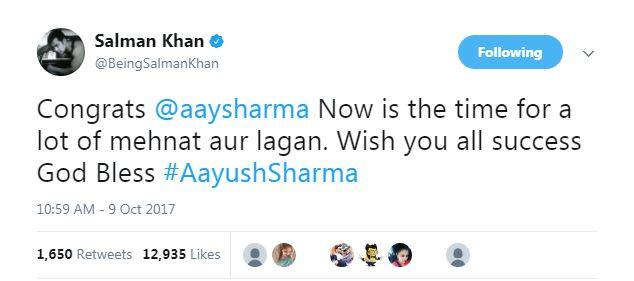 सलमान खान ने ट्वीट के जरिए आयुश को बधाई दी और साथ ही कड़ी मेहनत करने की सलाह भी दे डाली. 