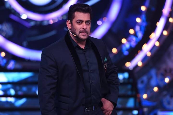 इस एड को न दिखाने के पीछे सलमान का तर्क यही है कि इससे बच्चो पर गलत प्रभाव पड़ता है और वो अपने शो को साफ-सुथरा रखना चाहते हैं. हालांकि शो का कंटेंट तो किसी से छुपा नहीं है. हाल ही में इस शो के कपल बंदगी और पुनीश की इंटीमेसी के चलते सूचना और प्रसारण मंत्रालय की तरफ से बिग बॉस में दिखने वाले आपत्तिजनक कटेंट पर संज्ञान लिया था।