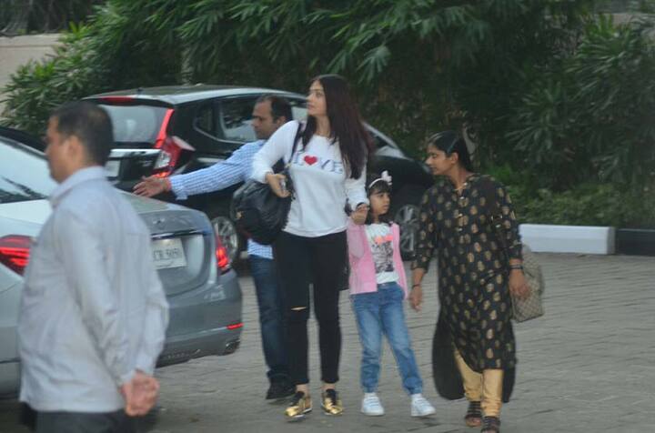 आगे देखें एयरपोर्ट की कुछ और भी तस्वीरें