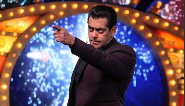  हफ्ते के आखिर में सलमान खान से उनका सामना हुआ. तब सलमान ने साथी घर वालों से किए गए उनके इस तरह के रवैए के लिए जमकर फटकार लगाई और साफ कहा कि तुम्हारी औकाद क्या है?