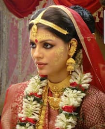 बिग बॉस कंटेस्टेंट सोनाली राउत ने इंस्टाग्राम पर शेयर की अपनी खूबसूरत तस्वीरें