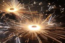 मेक्सिको में पटाखों के गोदामों में धमाकों से 17 लोगों की जान गई