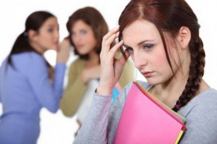 ... तो इस वजह से महिलाएं करती हैं गॉसिपिंग Females Chatter To Badmouth Rivals Because They Think It Will Help Win A Mans Affection Scientists Claim ... तो इस वजह से महिलाएं करती हैं गॉसिपिंग