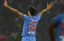 आशीष नेहरा ने किया क्रिकेट जगत से संन्यास का ऐलान