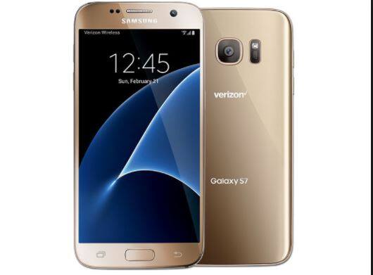 सैमसंग गैलेक्सी s7 इस सेल में 29,999 रुपये में उपलब्ध है. इस स्मार्टफोन की कीमत सामान्यतः फ्लिपकार्ट पर46,000 रुपये है. जो अब 29,999 रुपये में मिलेगा.