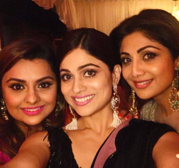 शमिता शेट्टी ने अपने इंस्टाग्राम अकाउंट पर पार्टी के दौरान ली गईं कई तस्वीरें शेयर की हैं. तस्वीर: INSTAGRAM