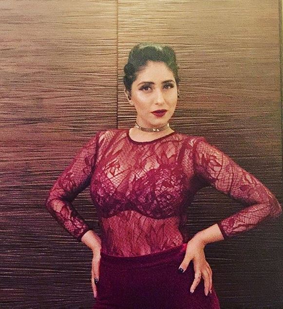 नए गाने की रिलीज़ के दौरान नेहा ने पोस्ट की ये तस्वीरें और बूमरैंग वीडियो