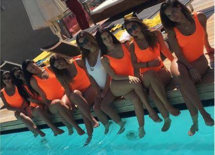 उनकी इन तस्वीरों से जैसे से उनके इंस्टा फैंस के बीच धमाल मच गया.