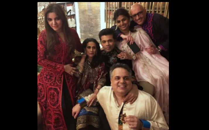   दिवाली की इस पार्टी की तस्वीरों को दोनों डिजाइर जोड़ी ने अपने इंस्टाग्राम अकाउंट पर शेयर किया है. 