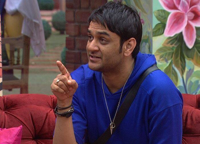 एंड टीवी में हेड प्रोड्यूसर का बड़ा पद संभालने वाले विकास गुप्ता को इस शो का हिस्सा बनने पर 6 से 7 लाख रुपये हर हफ्ते फीस के तौर पर दिए जा रहे हैं.