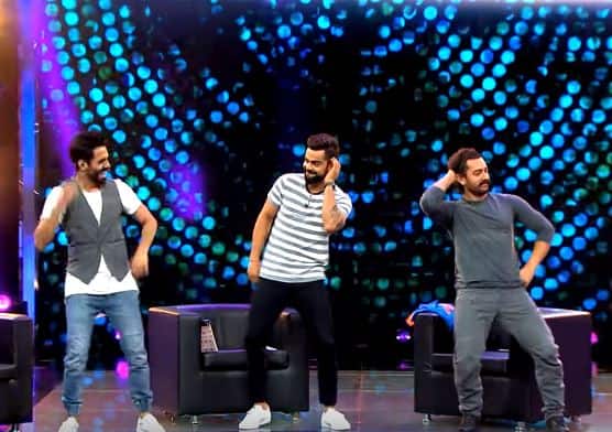 आमिर और विराट ने होस्ट अपारशक्ति खुराना के साथ आमिर की फिल्म के गाने 'रंग दे बसंती' पर डांस भी किया.