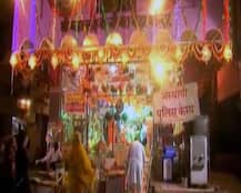 IN PICS: दिवाली पर नोटों की गड्डियों, हीरे-मोती और गहनों से सजा है ये मंदिर