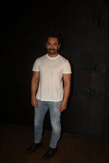 ‘सीक्रेट सुपरस्टार’ की स्क्रीनिंग में शामिल हुई ‘दंगल’ की पूरी टीम, देखें तस्वीरें