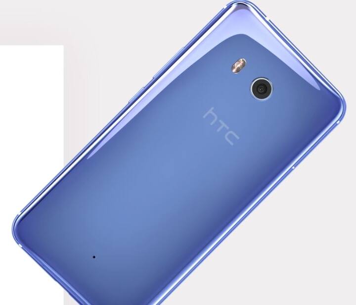 जाहिर है अपने पिछले डिवाइस की अपेक्षा 'HTC U11 Plus' में बेहरत फीचर्स मौजूद होंगे. इसमें 5.2 इंच की 1080 पिक्सल की स्क्रीन के होने की संभावना है. वहीं स्मार्टफोन के प्रोसेसर की बात करें तो 'HTC U11 Plus' में स्नैपड्रैगन 630 चिपसेट लगा हो सकता है. इस स्मार्टफोन के प्रोसेसर को कम्पैटिबल करने के लिए स्मार्टफोन में 3 जीबी या 4 जीबी की रैम मुहैया कराई जा सकती है.