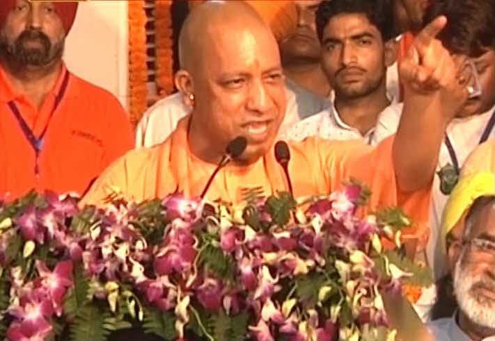 Live Cm Yogi Adityanath In Ayodhya News And Updates LIVE: सीएम योगी बोले, 'प्रहार झेलती रही अयोध्या, देश और दुनिया को दिया दिवाली मनाने का अवसर'