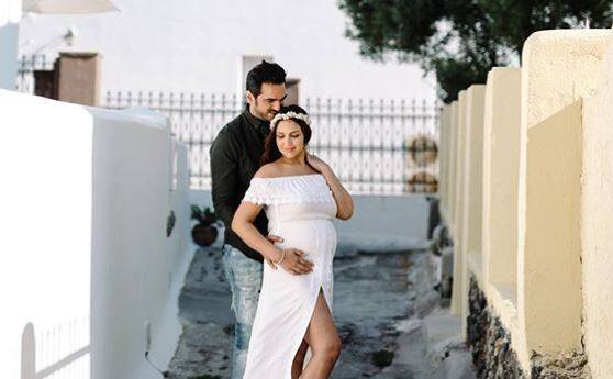 दोबारा नानी बनीं ड्रीम गर्ल हेमा मालिनी, ईशा देओल ने दिया बेटी को जन्म Esha Deol And Husband Bharat Takhtani Welcome First Child Second Time Joy For Hemamalini दोबारा नानी बनीं ड्रीम गर्ल हेमा मालिनी, ईशा देओल ने दिया बेटी को जन्म