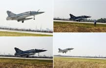 आगरा-लखनऊ एक्सप्रेस-वे पर लड़ाकू विमानों ने दिखाया करतब, दुनिया ने देखी भारत की ताकत